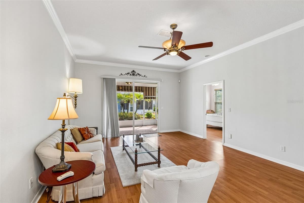 12154 PUTTER GREEN COURT — photo 12 of 74
