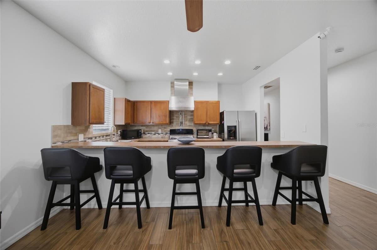 8205 12TH STREET — photo 7 of 22