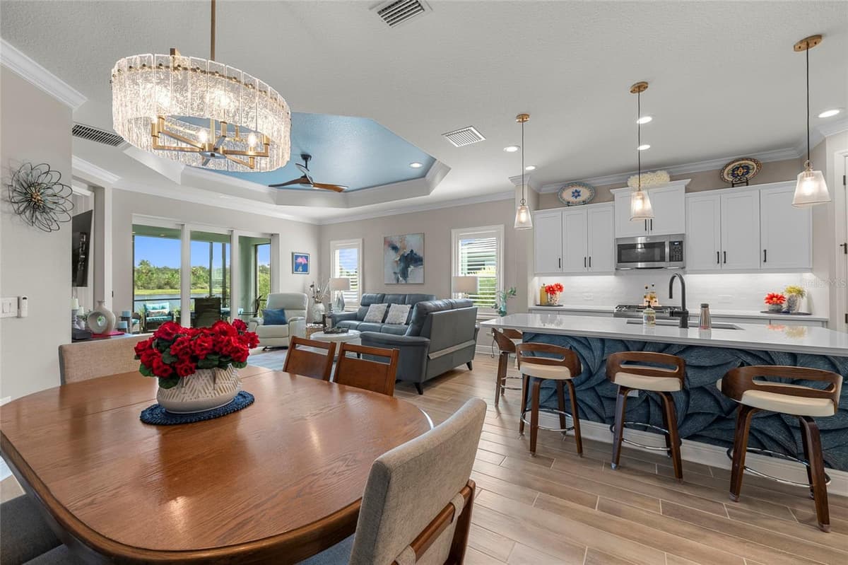 10169 LAKE WALES CIRCLE — photo 13 of 56