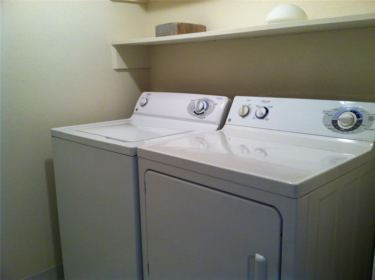 9100 DR MARTIN LUTHER KING JR STREET — photo 14 of 15