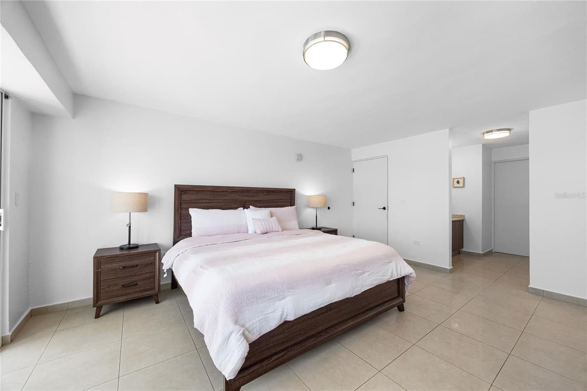1408 C. JOSE RAMON FUIGEROA VILLAMIL — photo 13 of 26