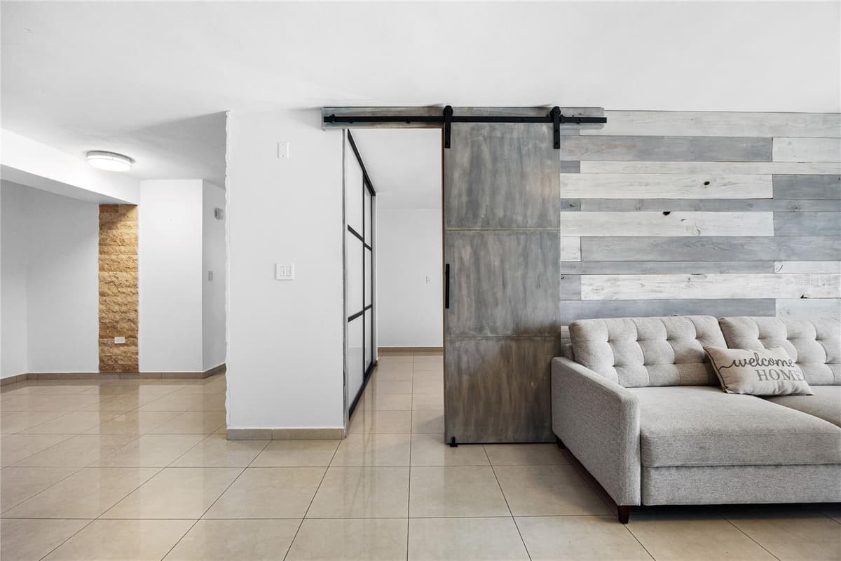 1408 C. JOSE RAMON FUIGEROA VILLAMIL — photo 10 of 26
