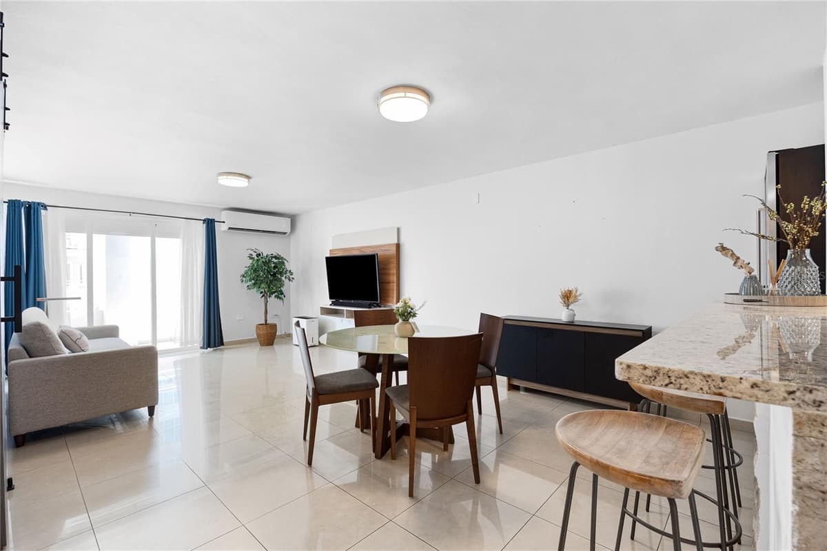 1408 C. JOSE RAMON FUIGEROA VILLAMIL — photo 4 of 26