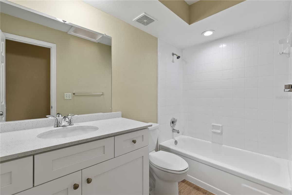 1504 PEREZ — photo 21 of 26