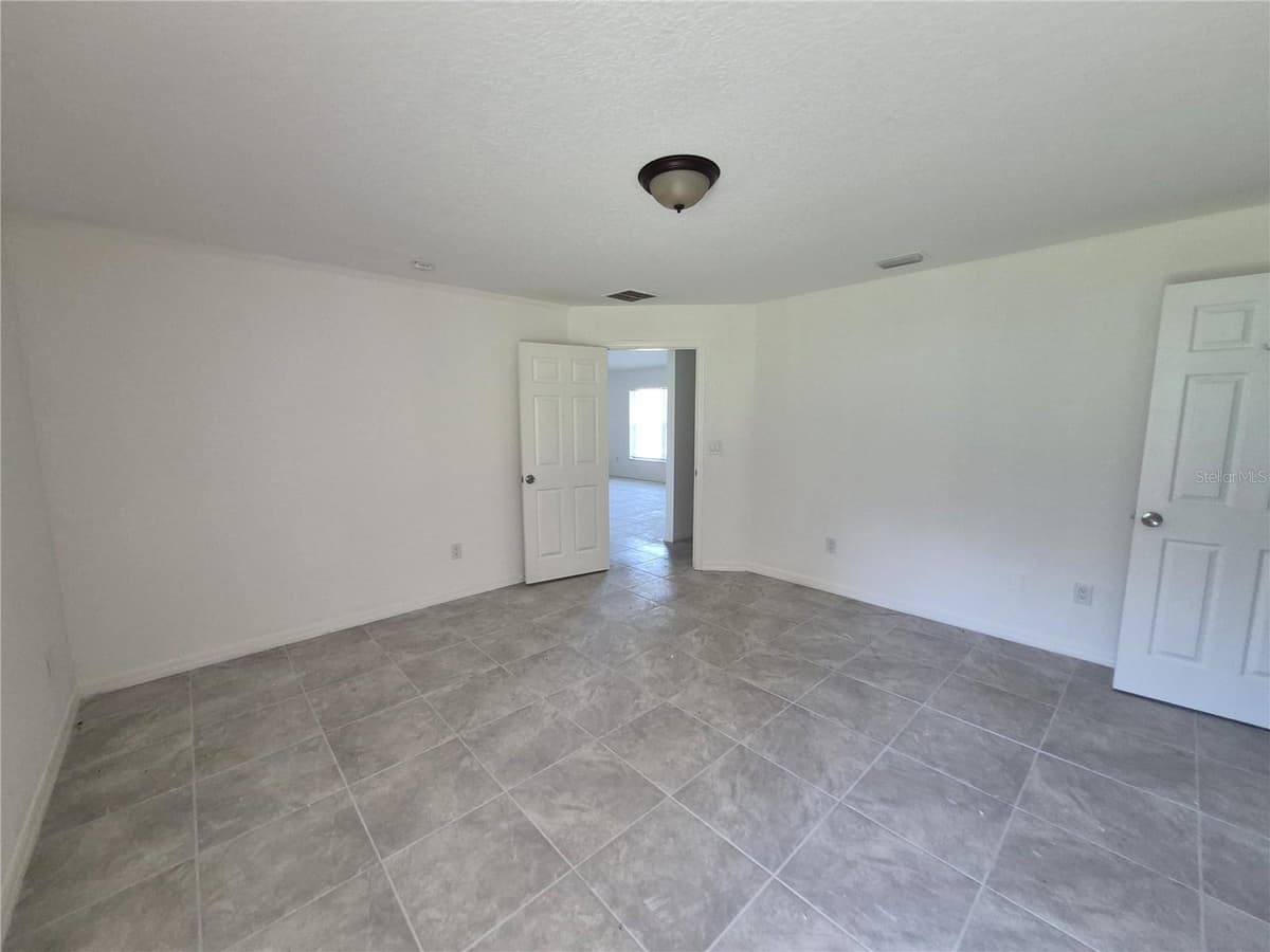 1160 GENEVA PLACE — photo 12 of 13