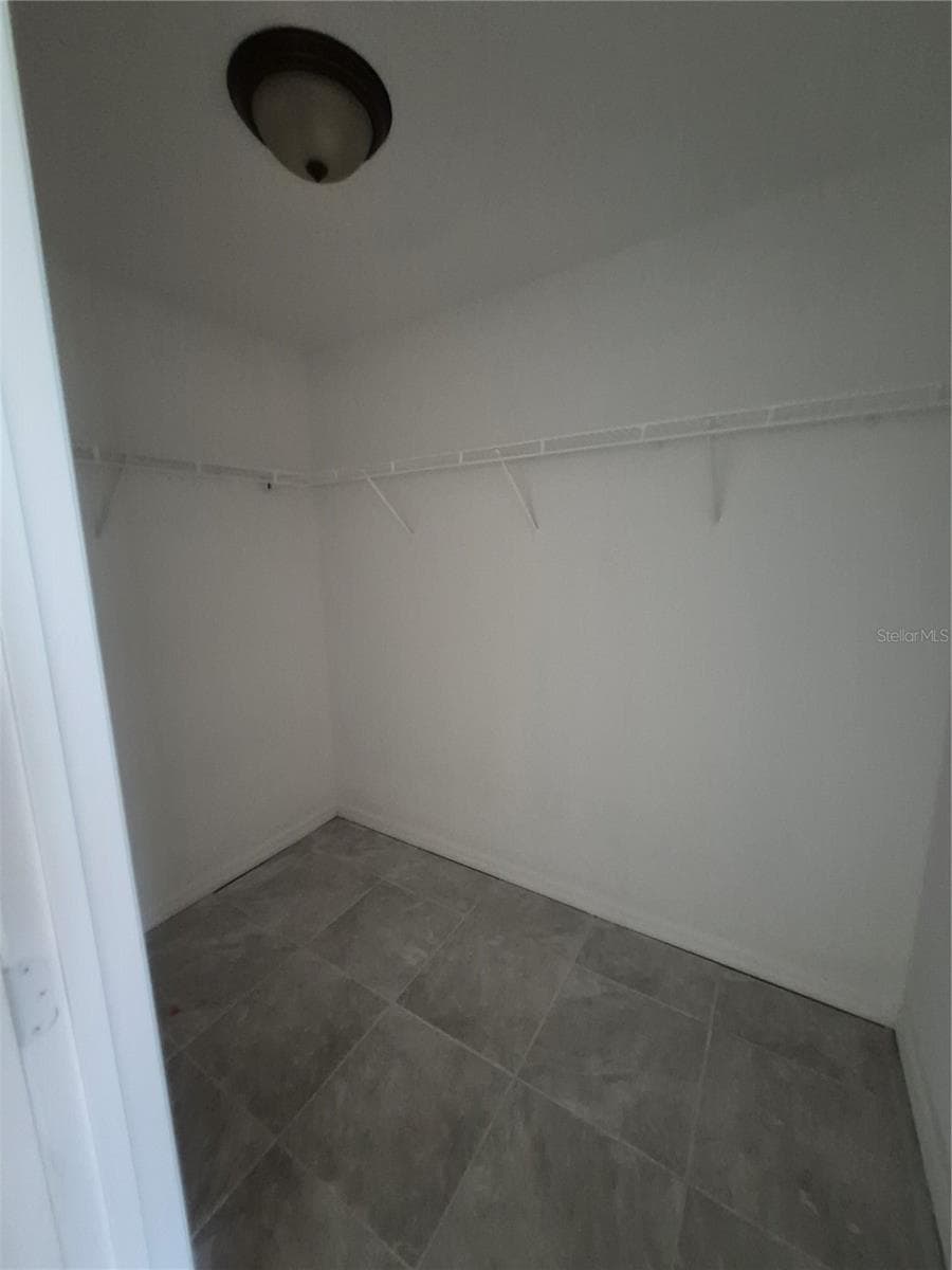 1160 GENEVA PLACE — photo 11 of 13