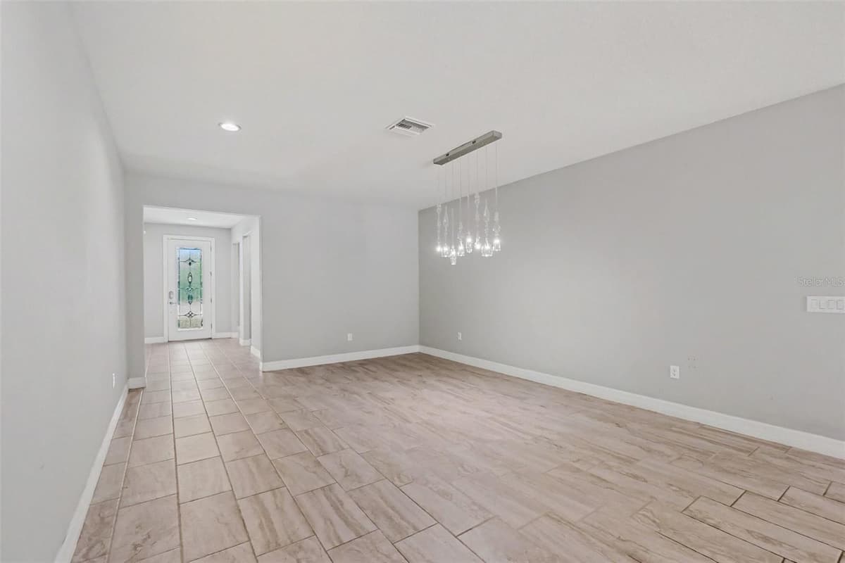 11610 DUBLIN GRAFTON DRIVE — photo 2 of 30