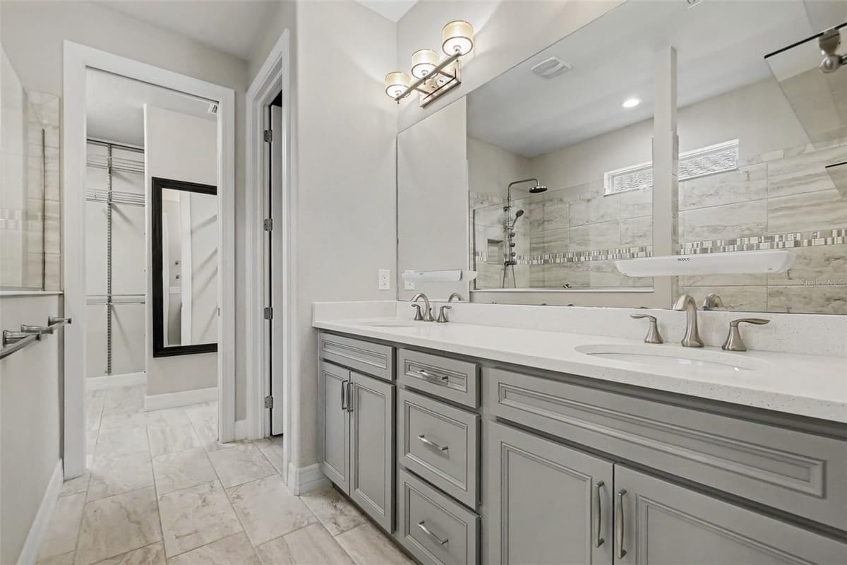 11610 DUBLIN GRAFTON DRIVE — photo 17 of 30