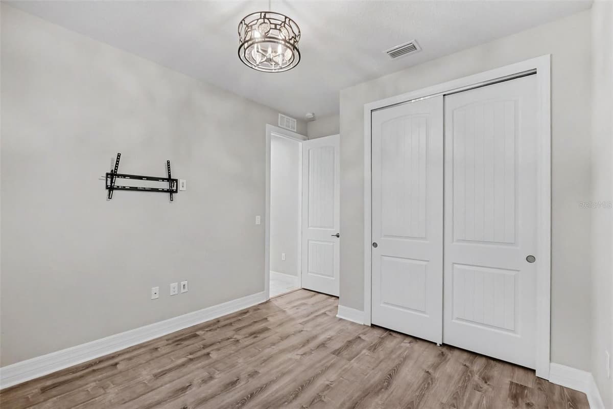 11610 DUBLIN GRAFTON DRIVE — photo 25 of 30