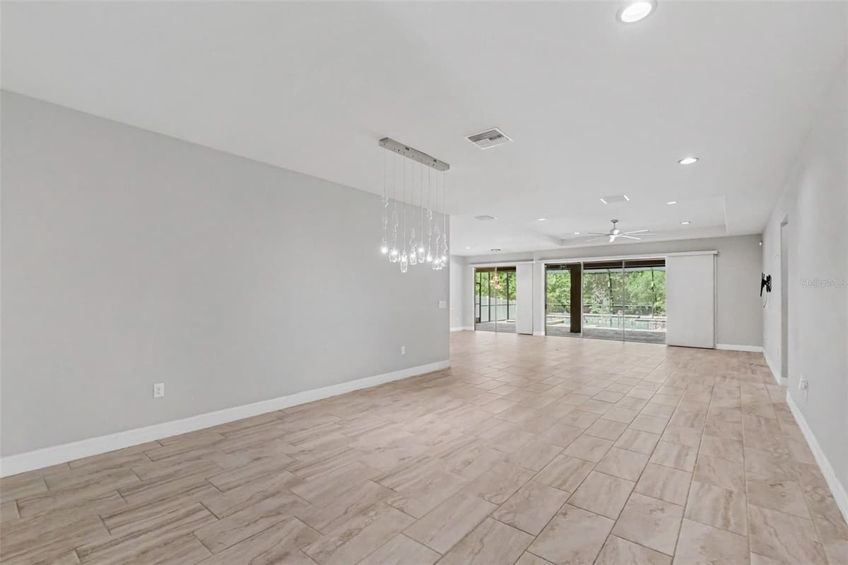 11610 DUBLIN GRAFTON DRIVE — photo 3 of 30