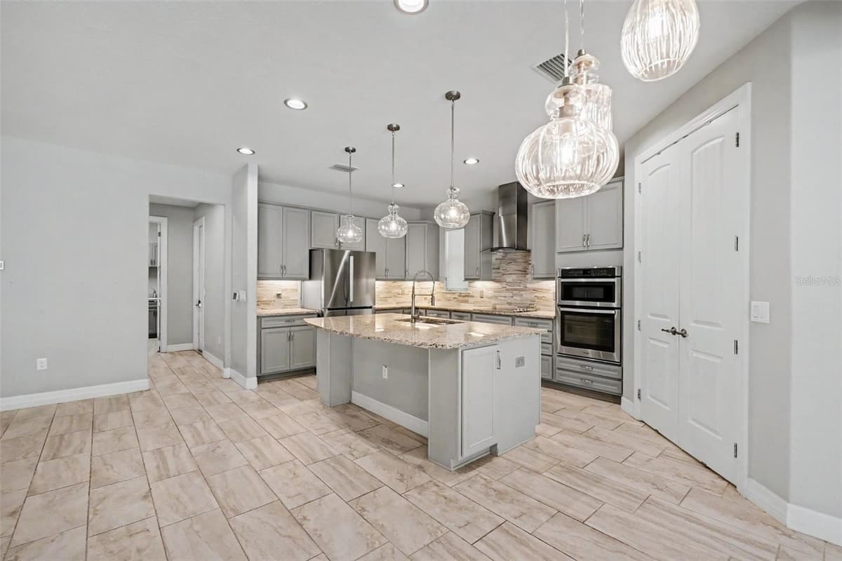 11610 DUBLIN GRAFTON DRIVE — photo 6 of 30