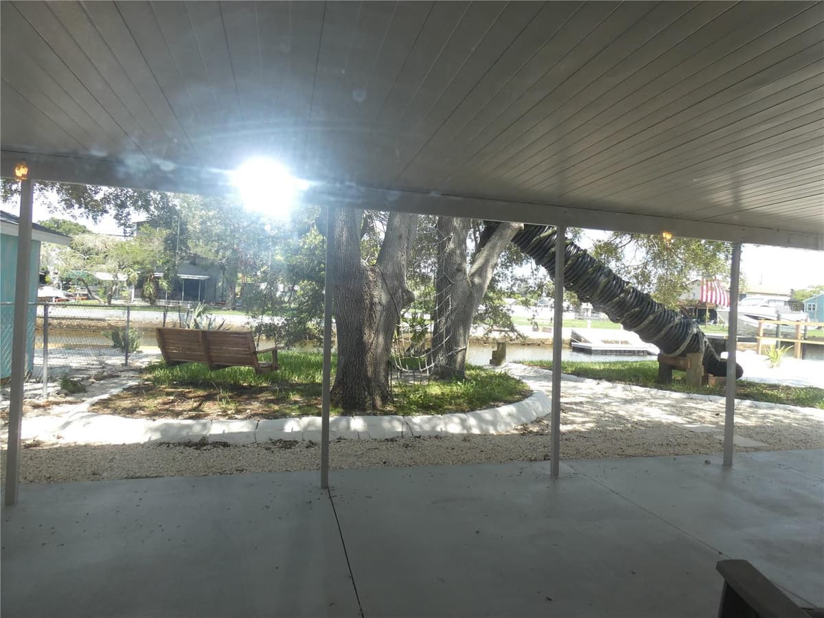 13400 CAROL DRIVE — photo 37 of 48