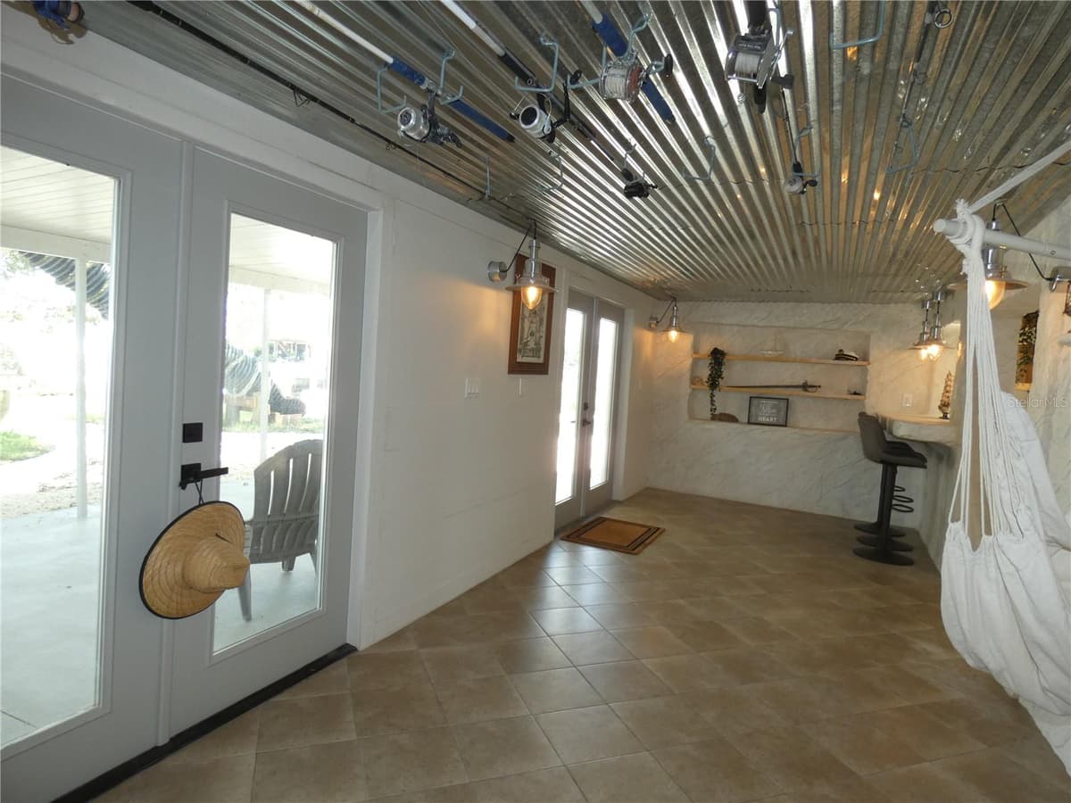 13400 CAROL DRIVE — photo 36 of 48