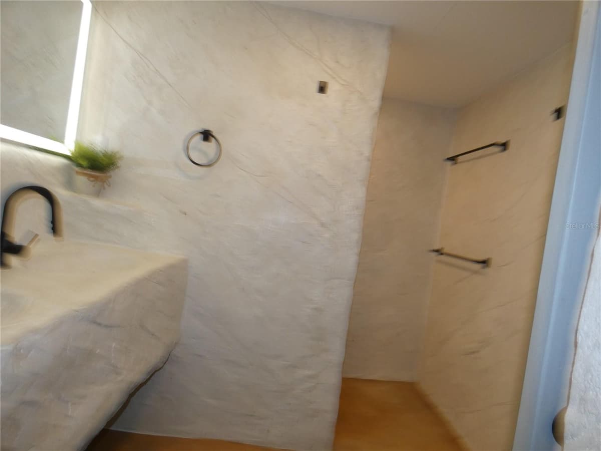 13400 CAROL DRIVE — photo 41 of 48