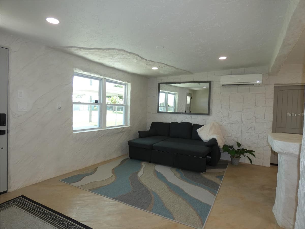 13400 CAROL DRIVE — photo 27 of 48