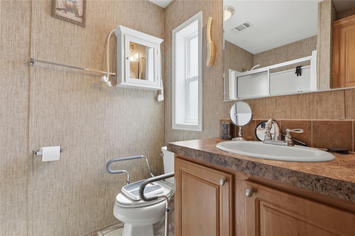 38745 NEW JERSEY AVENUE — photo 14 of 22