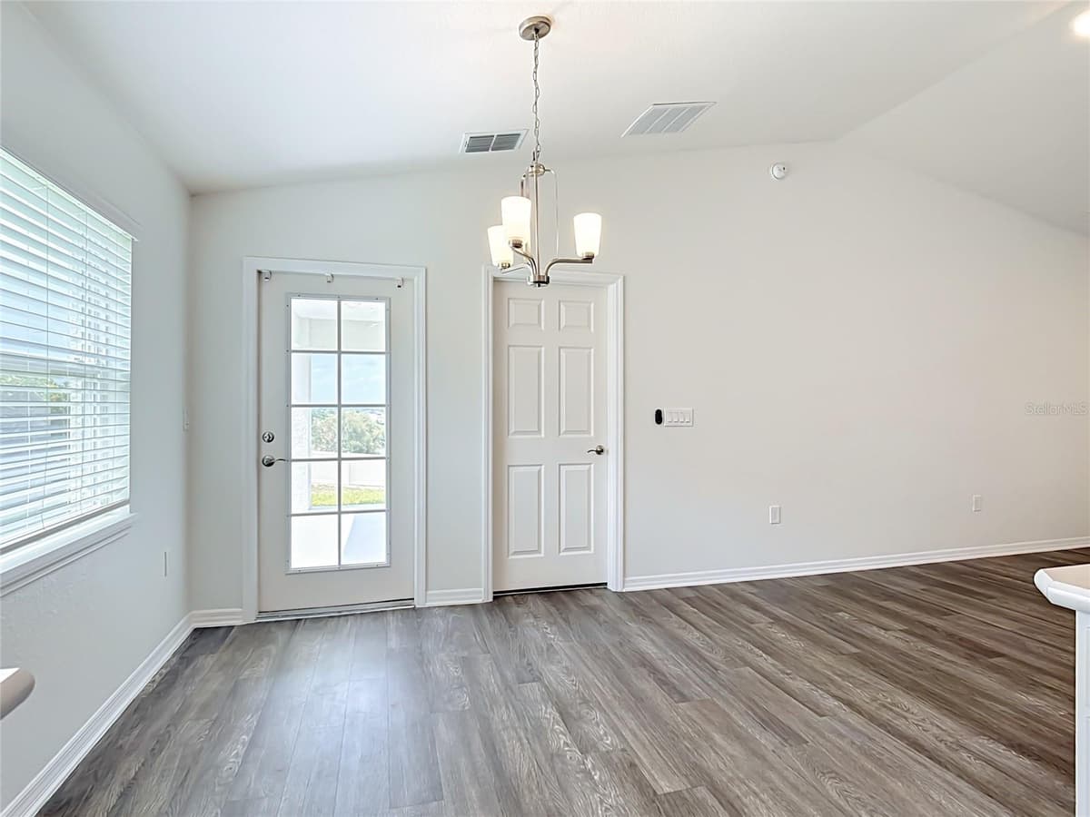 4031 RUBY RUN — photo 9 of 40