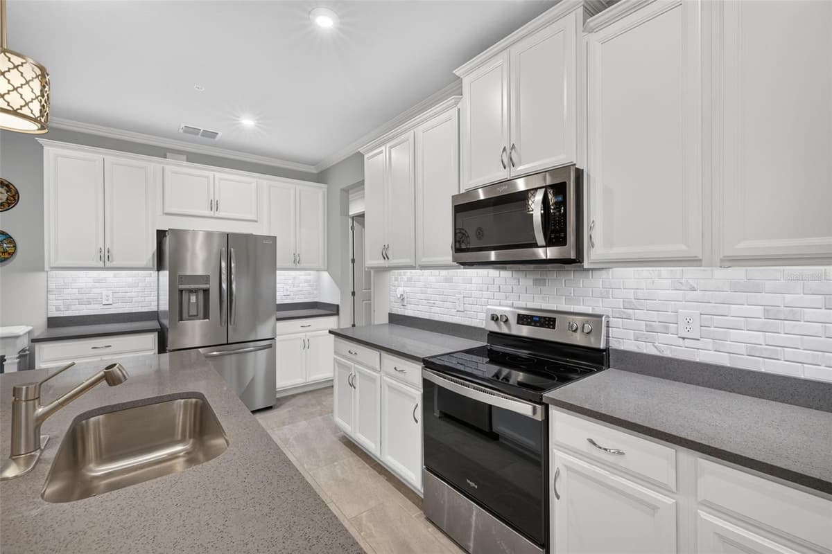 12550 SOMATIC COURT — photo 13 of 42