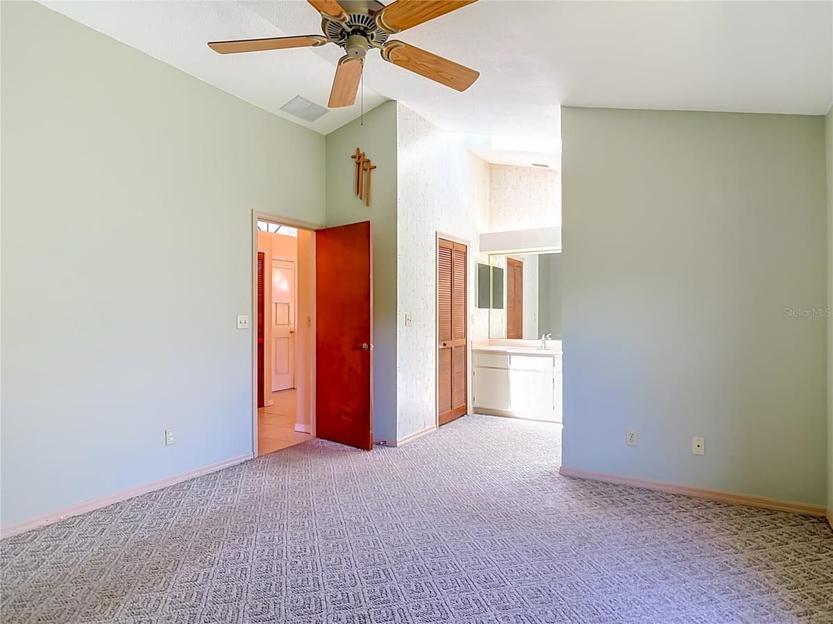 209 MEADOW LAKE DRIVE — photo 33 of 52
