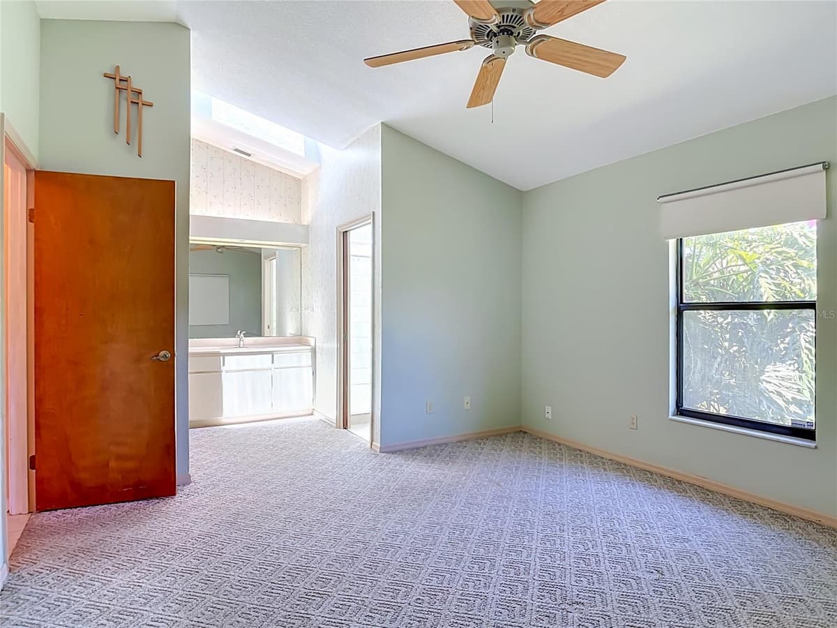 209 MEADOW LAKE DRIVE — photo 32 of 52