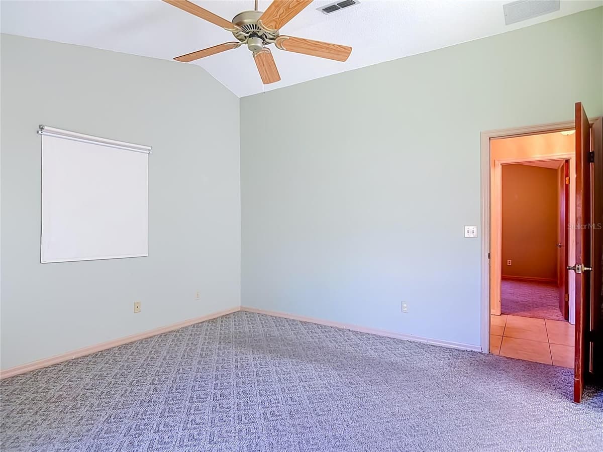 209 MEADOW LAKE DRIVE — photo 34 of 52