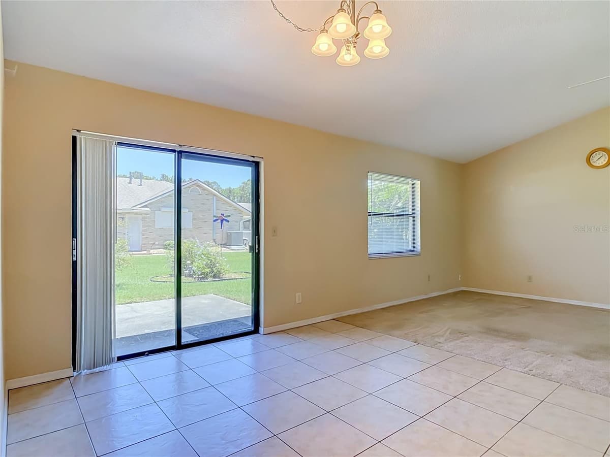 209 MEADOW LAKE DRIVE — photo 15 of 52