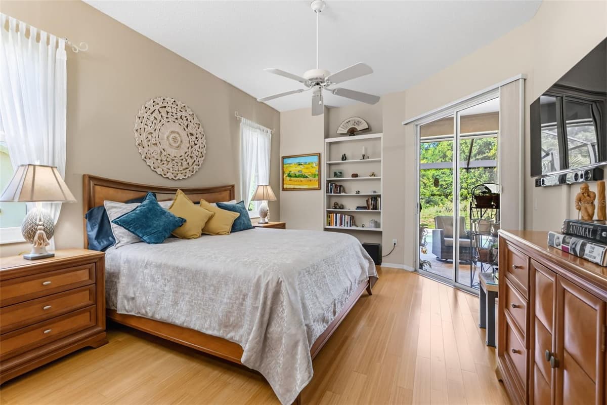 6876 CORRAL CIRCLE — photo 10 of 35