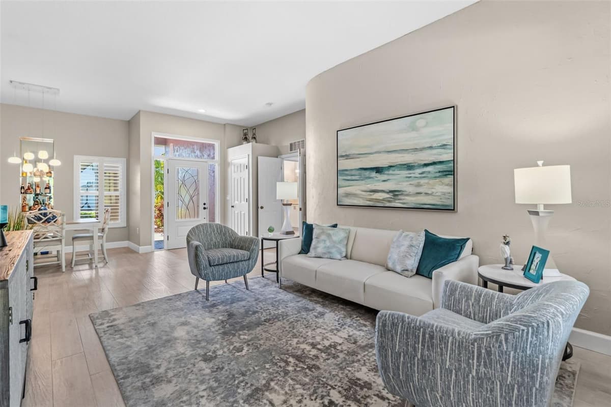 6876 CORRAL CIRCLE — photo 2 of 35