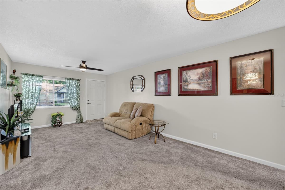 9490 85TH AVENUE — photo 19 of 49