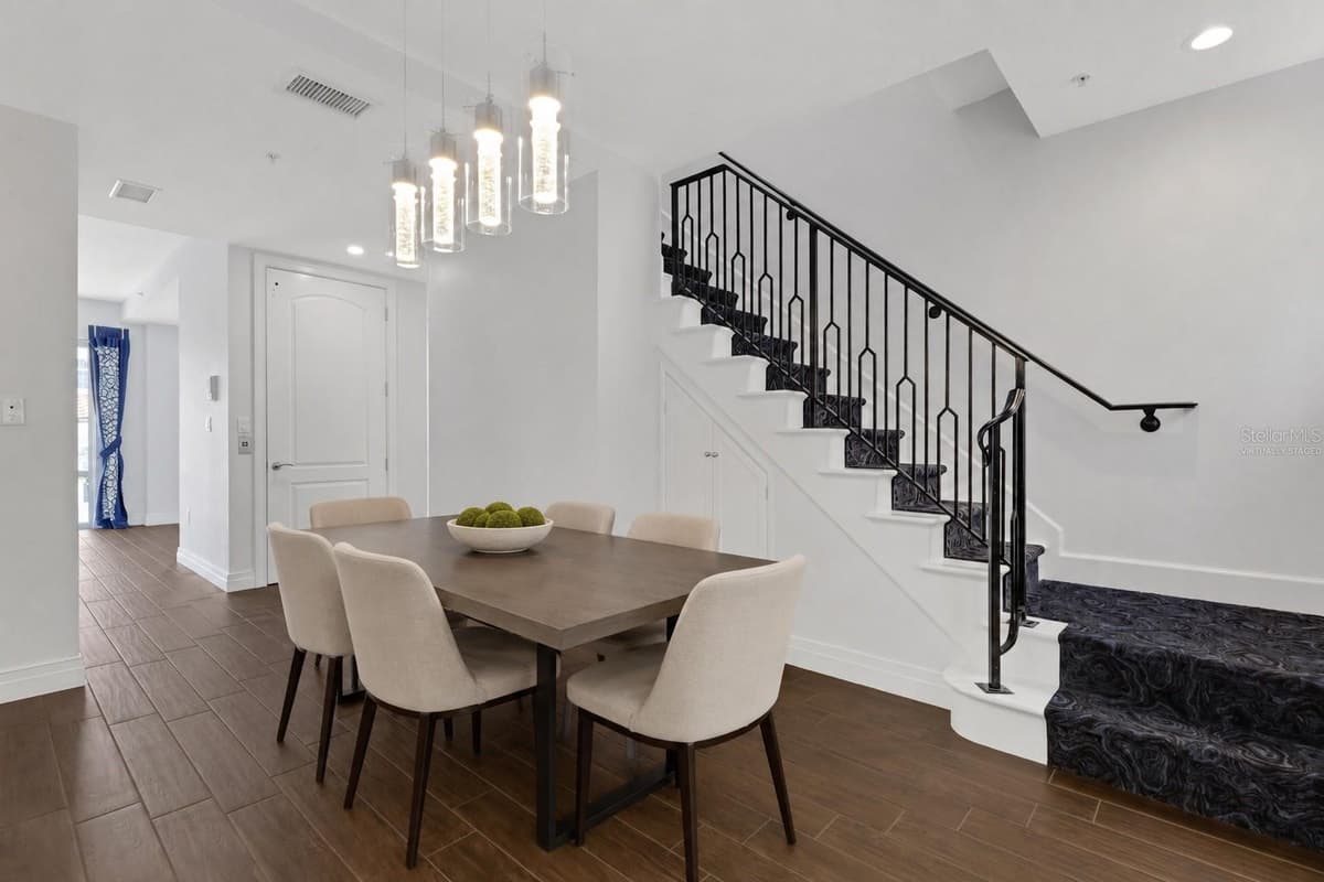 235 COCOANUT AVENUE — photo 16 of 43