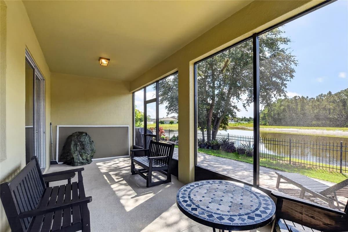 5852 MARSH LANDING DRIVE — photo 33 of 49