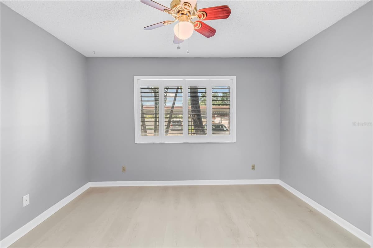723 83RD AVENUE — photo 34 of 37