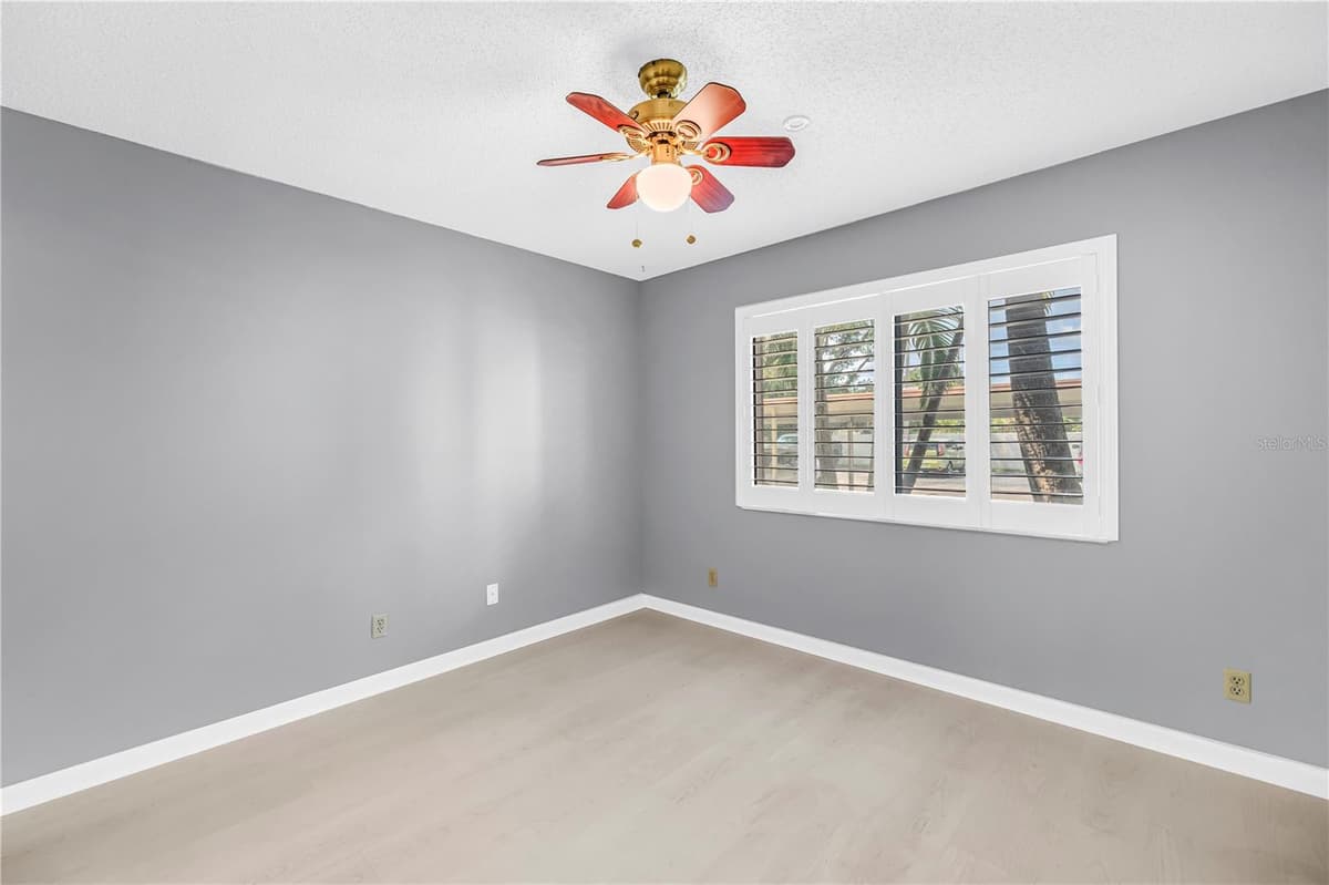 723 83RD AVENUE — photo 31 of 37