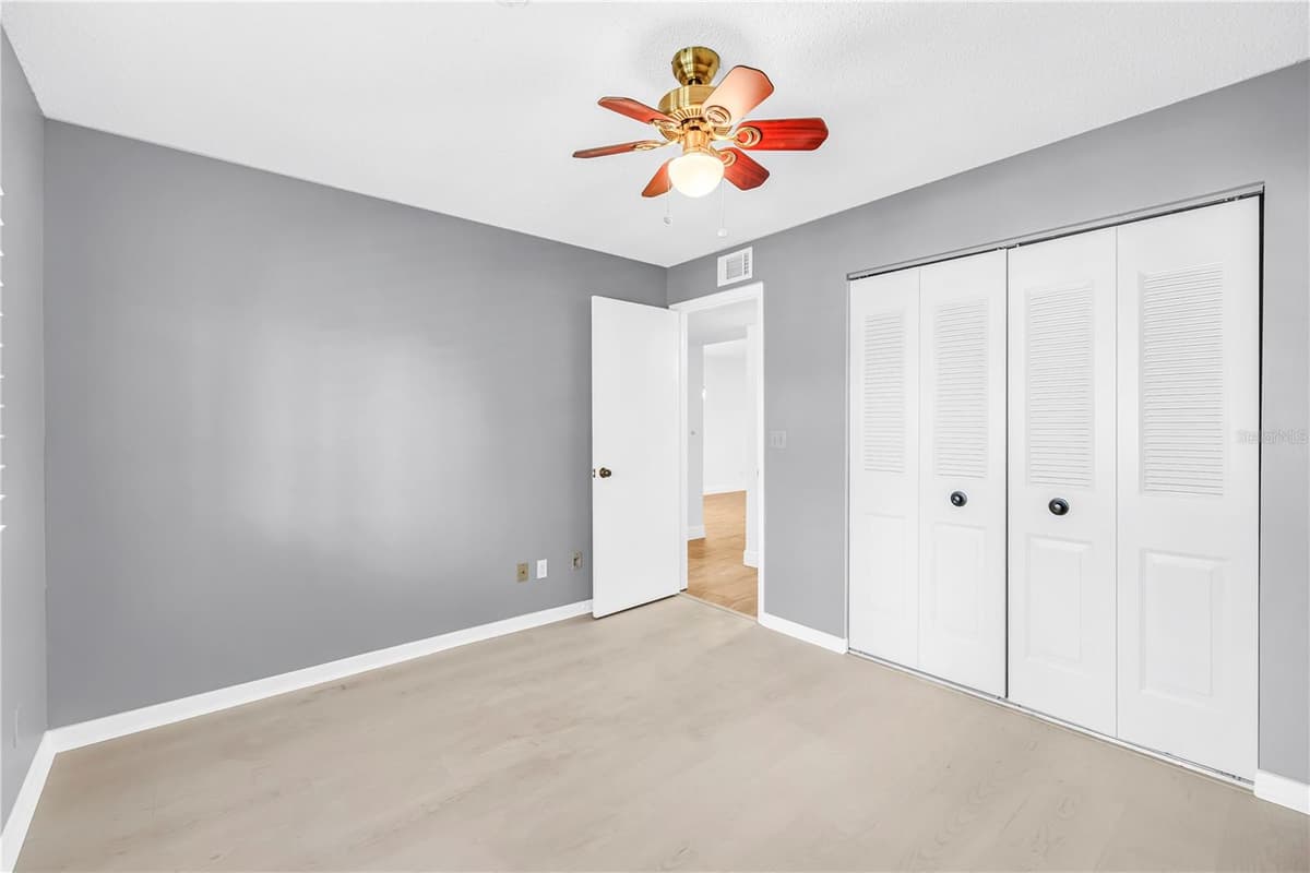 723 83RD AVENUE — photo 33 of 37