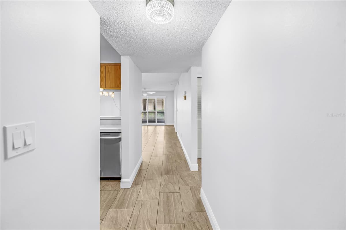 723 83RD AVENUE — photo 6 of 37