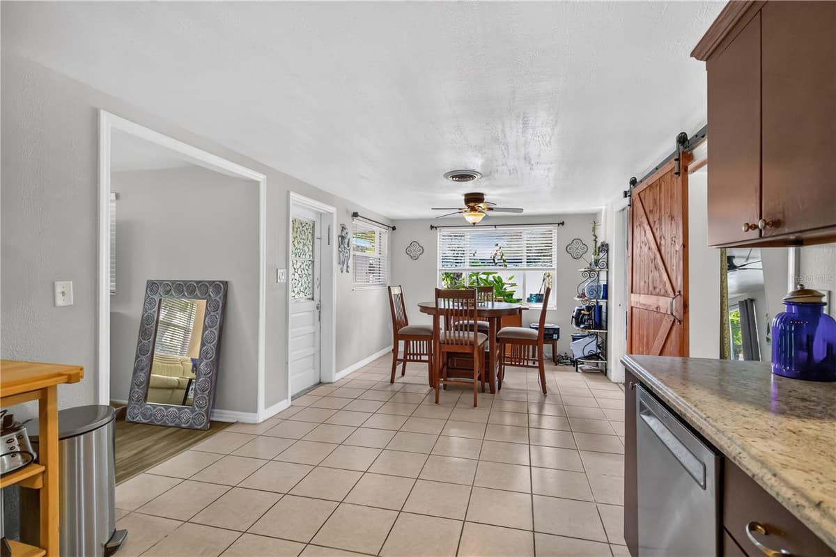 535 CARUSO PLACE — photo 11 of 30