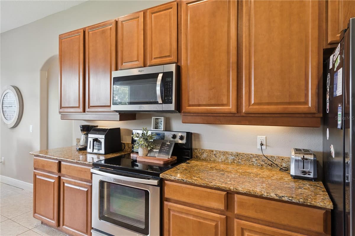 1727 SOUTHERN OAK LOOP — photo 14 of 34