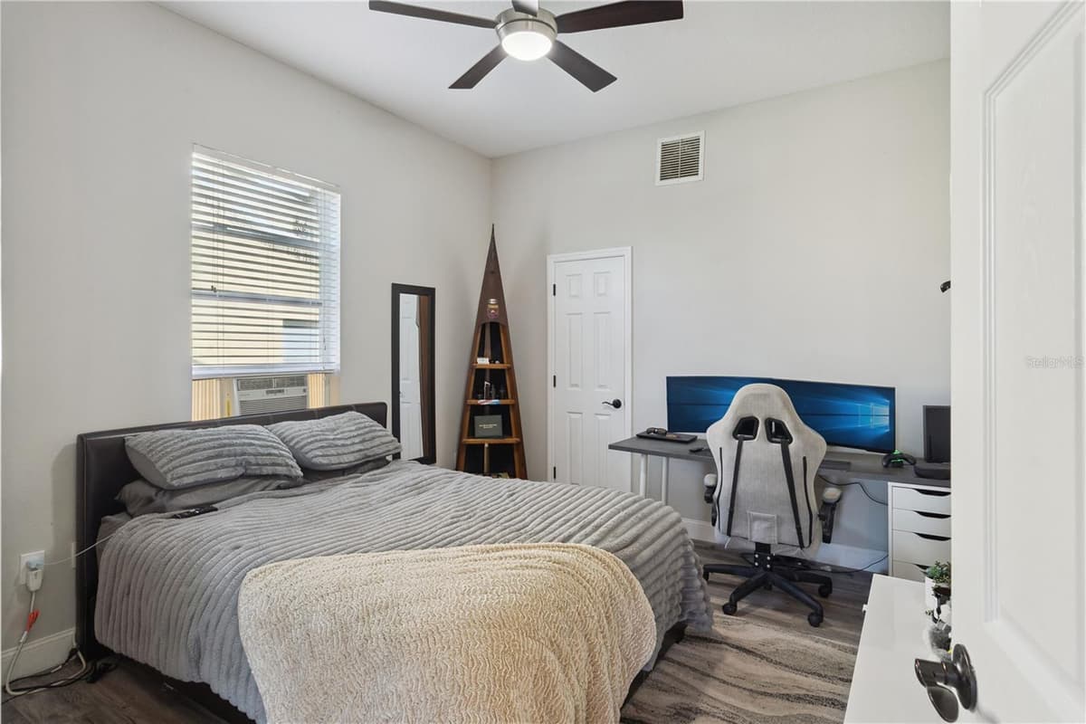 1727 SOUTHERN OAK LOOP — photo 18 of 34