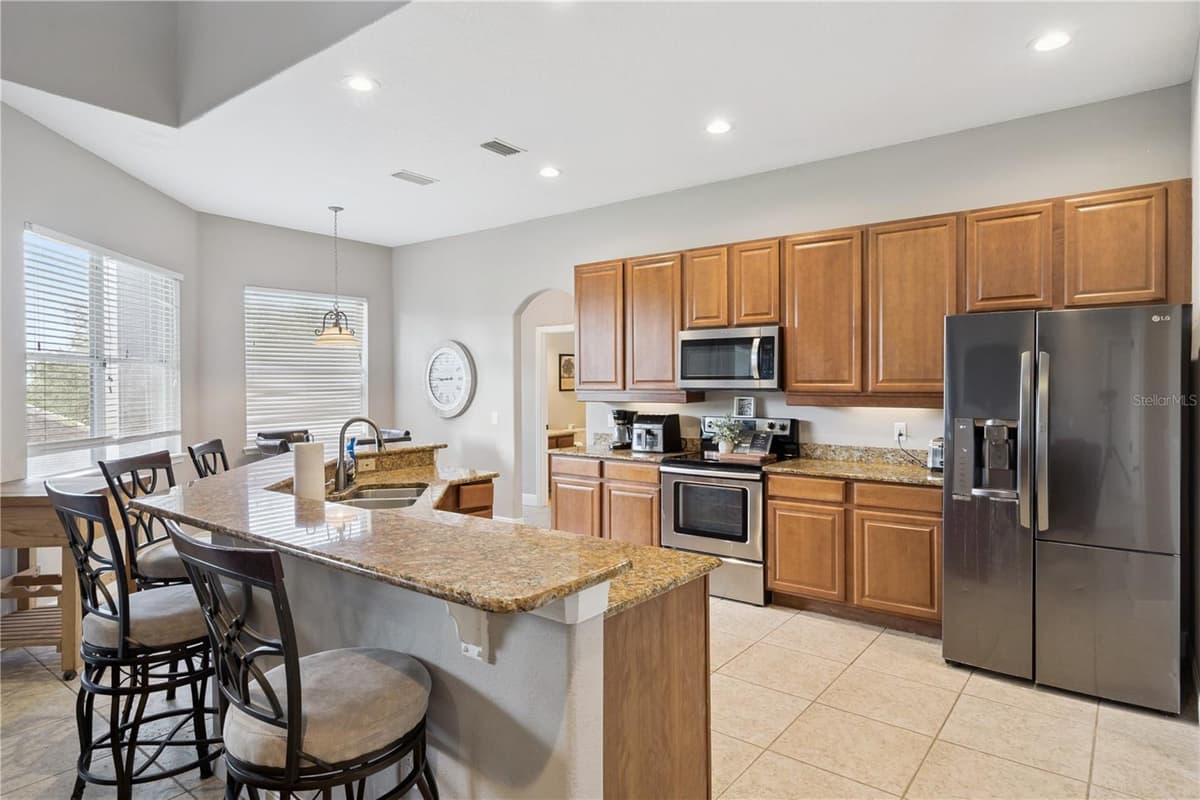 1727 SOUTHERN OAK LOOP — photo 13 of 34