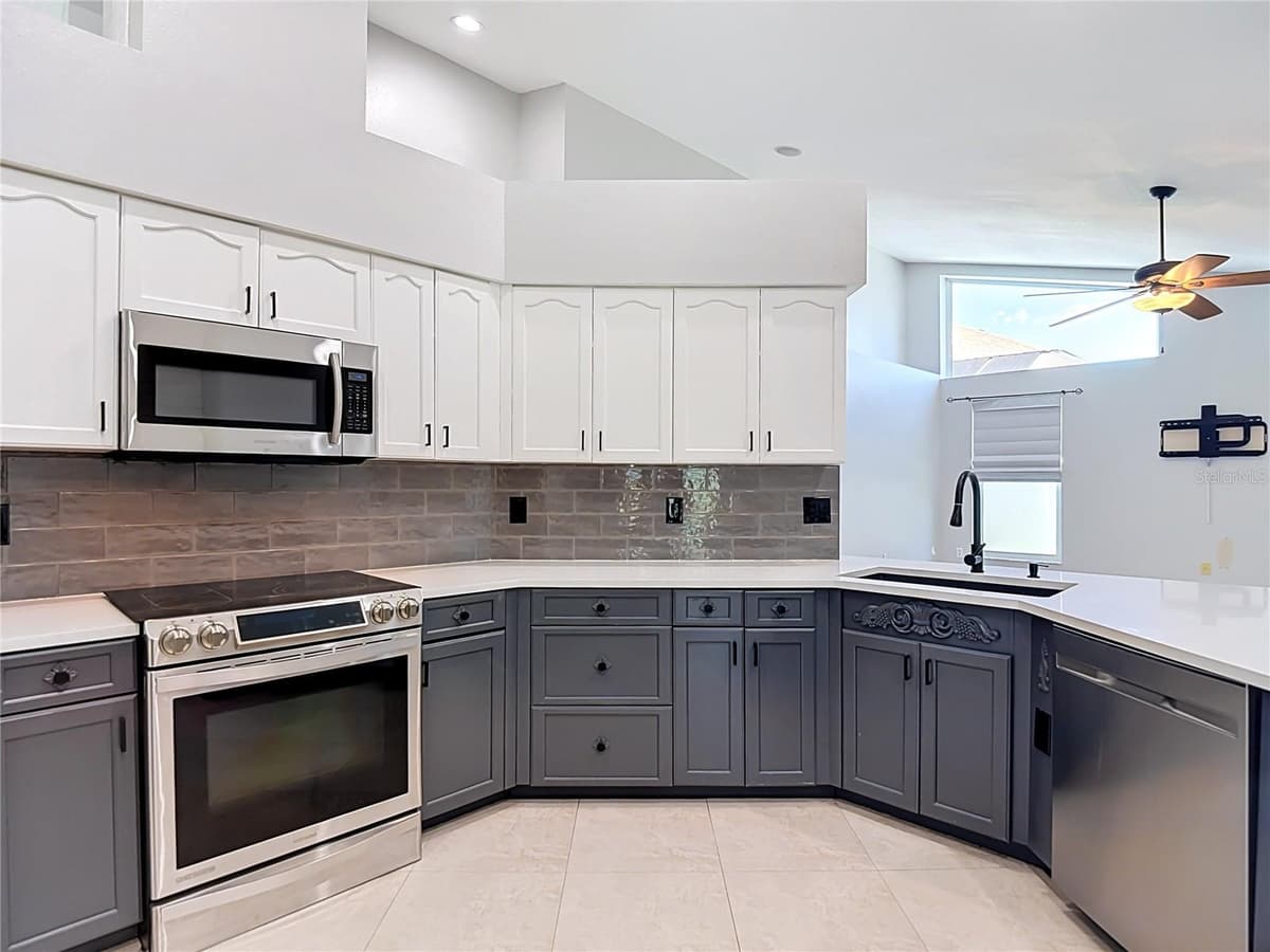 4105 ANGEL WING COURT — photo 14 of 76