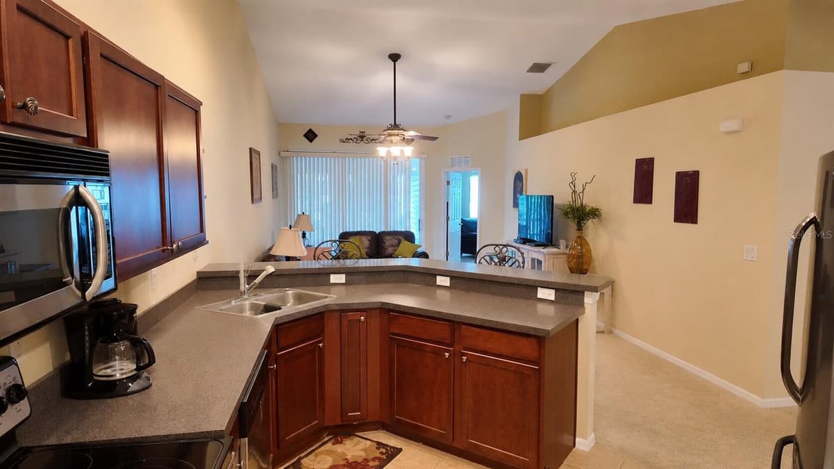 1651 HAMMOCKS AVENUE — photo 12 of 45