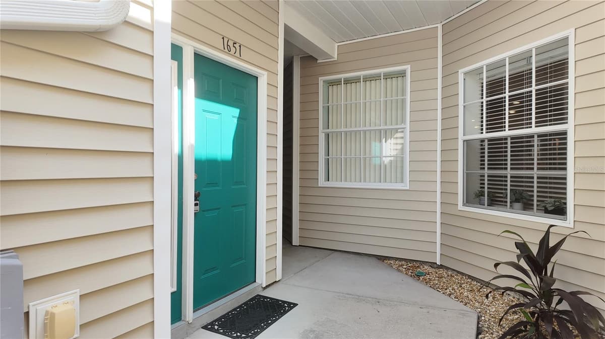 1651 HAMMOCKS AVENUE — photo 3 of 45