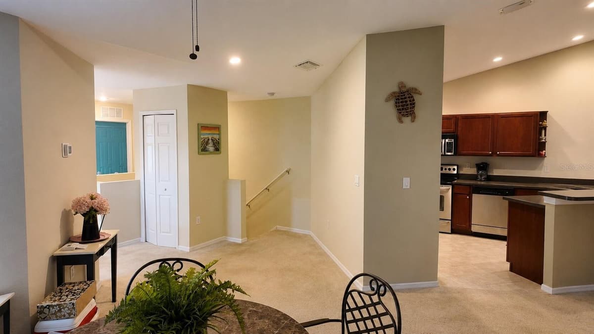 1651 HAMMOCKS AVENUE — photo 5 of 45