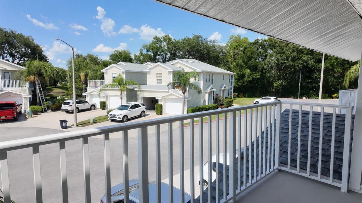 1651 HAMMOCKS AVENUE — photo 4 of 45