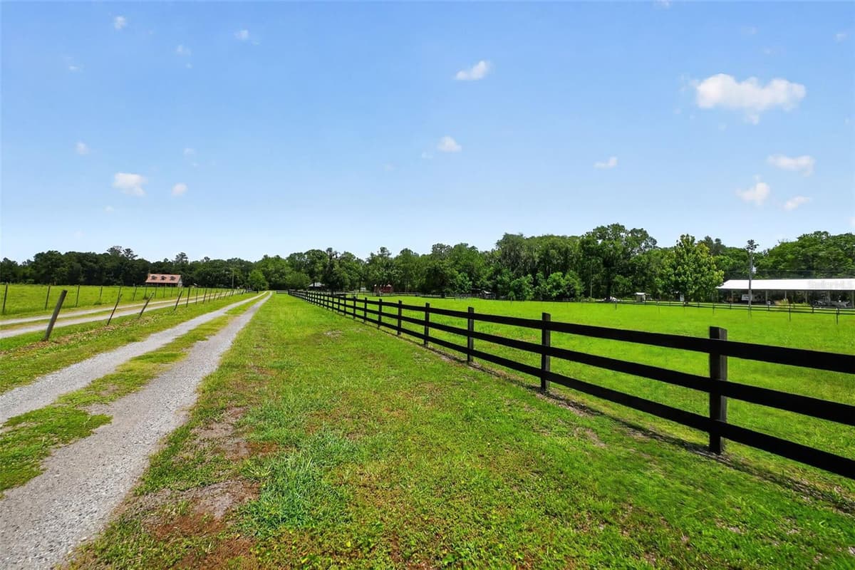 2527 COUNTY ROAD 225 — photo 81 of 93