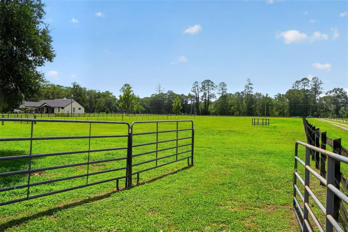 2527 COUNTY ROAD 225 — photo 57 of 93