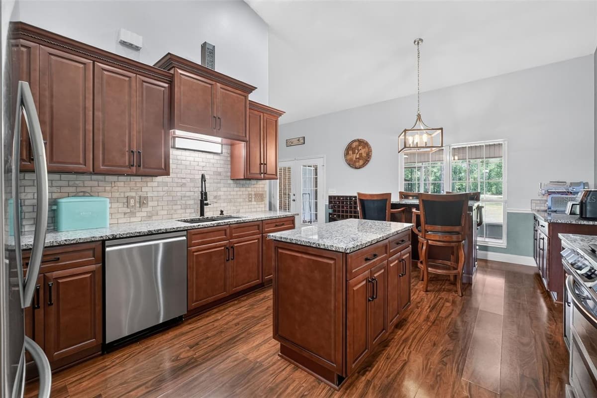 2527 COUNTY ROAD 225 — photo 11 of 93