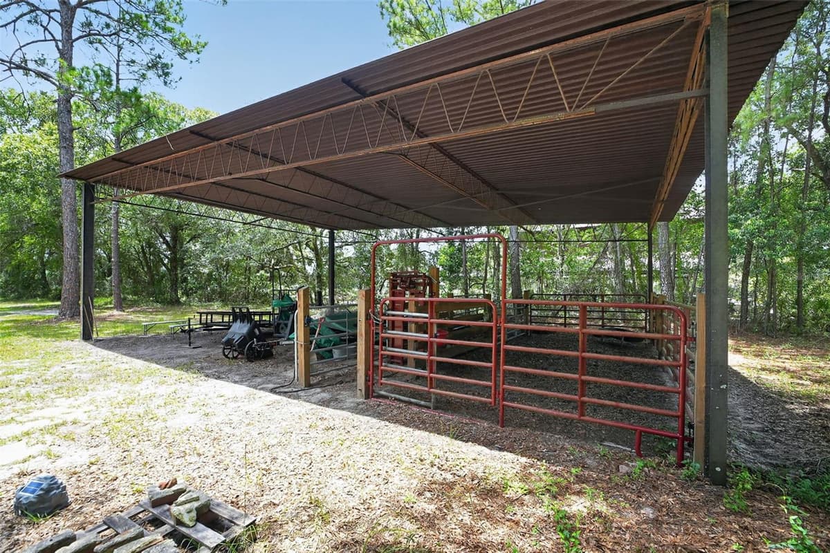 2527 COUNTY ROAD 225 — photo 48 of 93