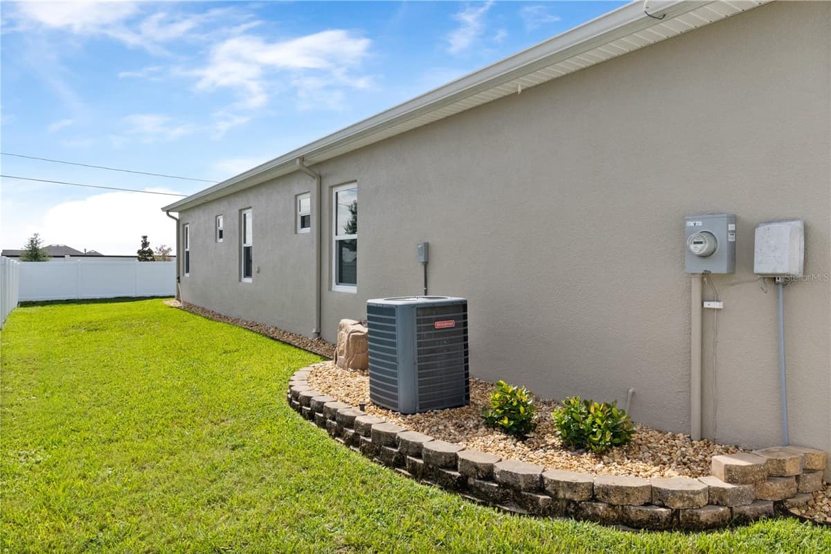 117 WALKERS POINT DRIVE — photo 36 of 39