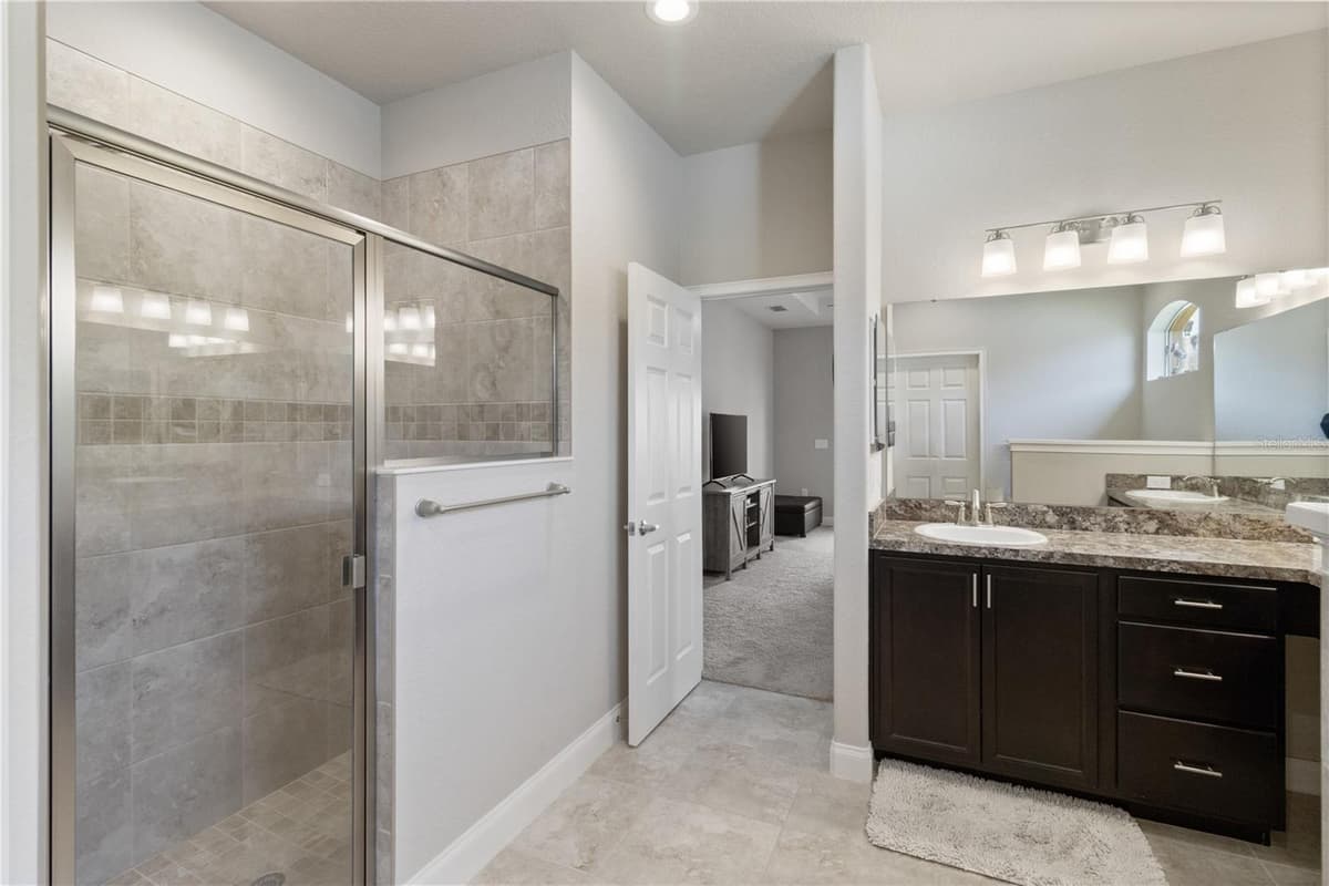 117 WALKERS POINT DRIVE — photo 19 of 39